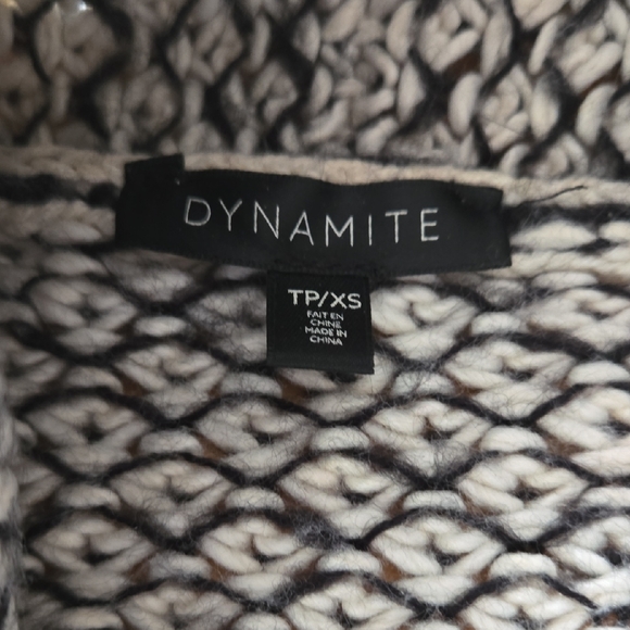Dynamite Knit Sweater - Picture 2 of 6